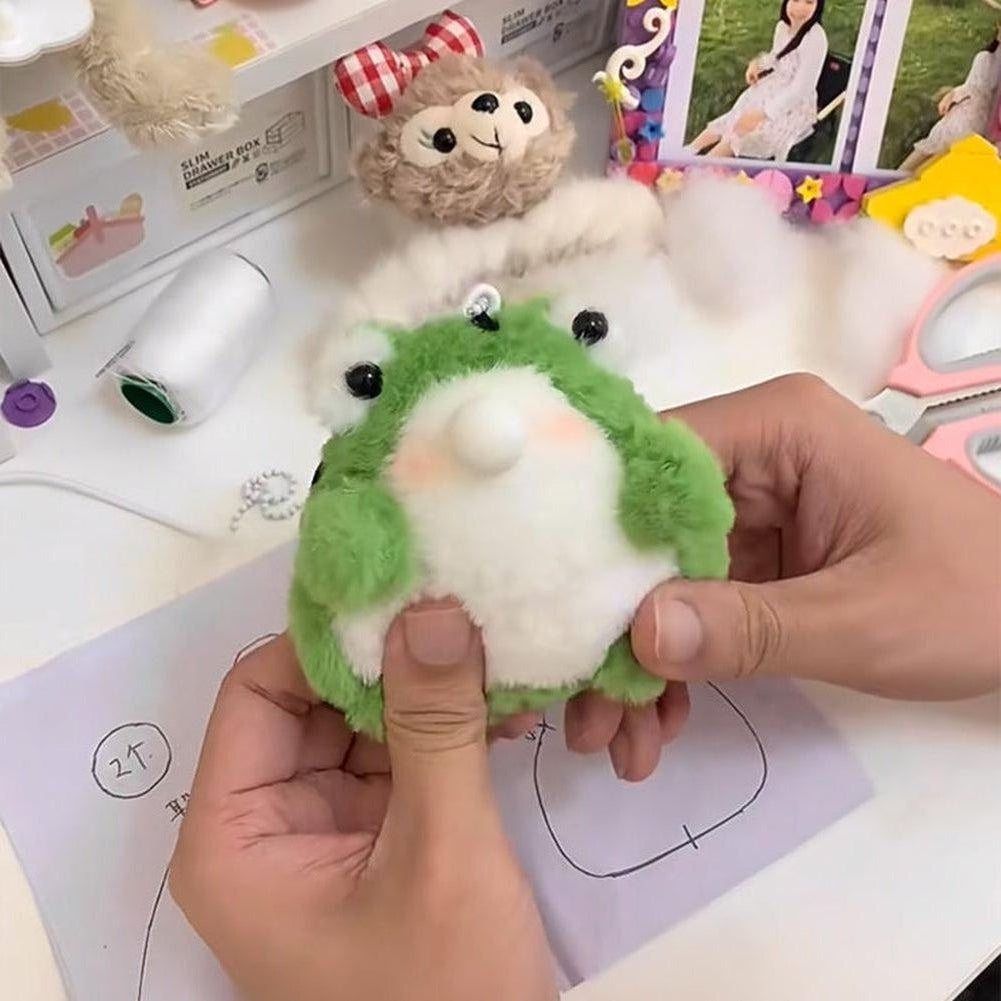 North Royal DIY Squeaky Frog Plushie Kit