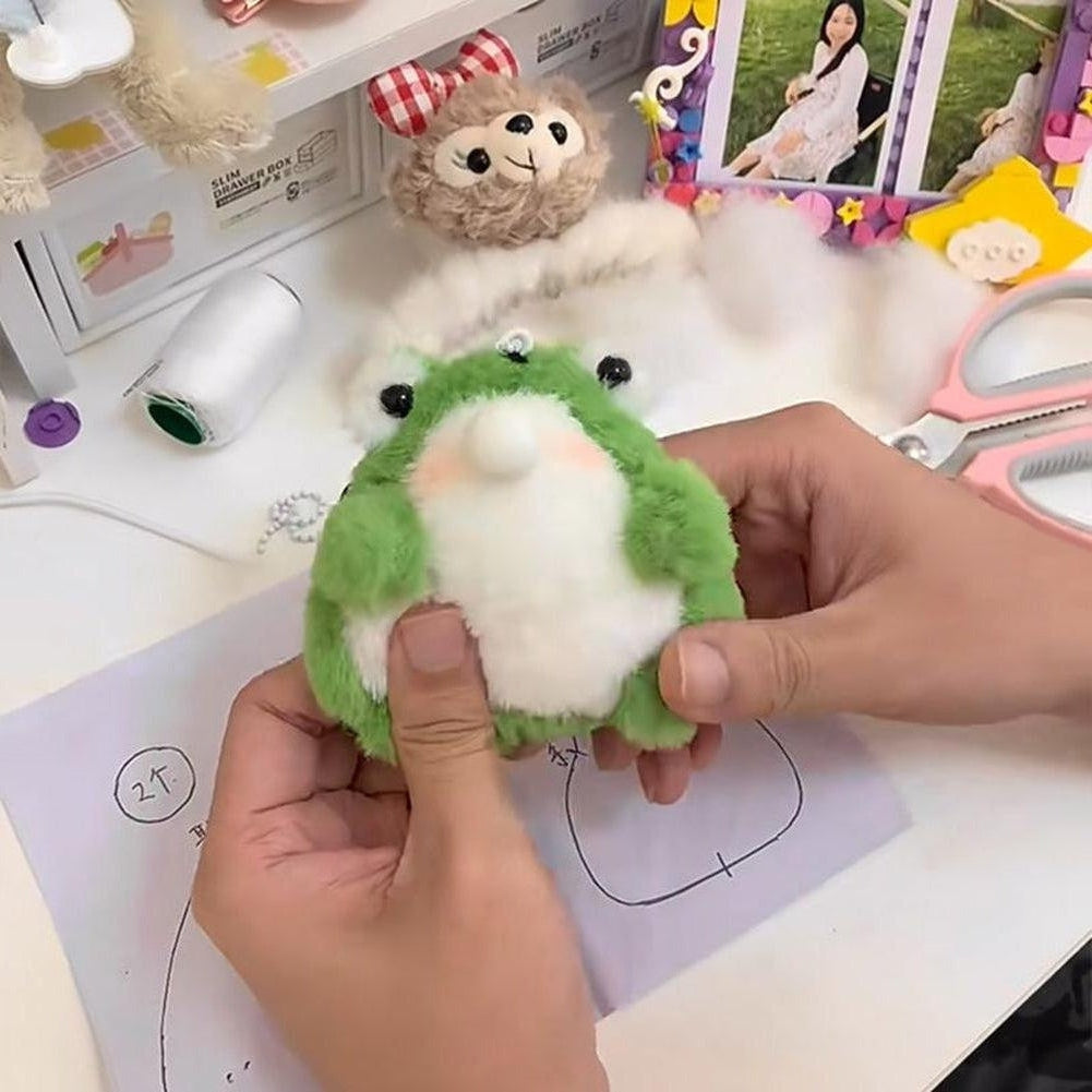 North Royal DIY Squeaky Frog Plushie Kit