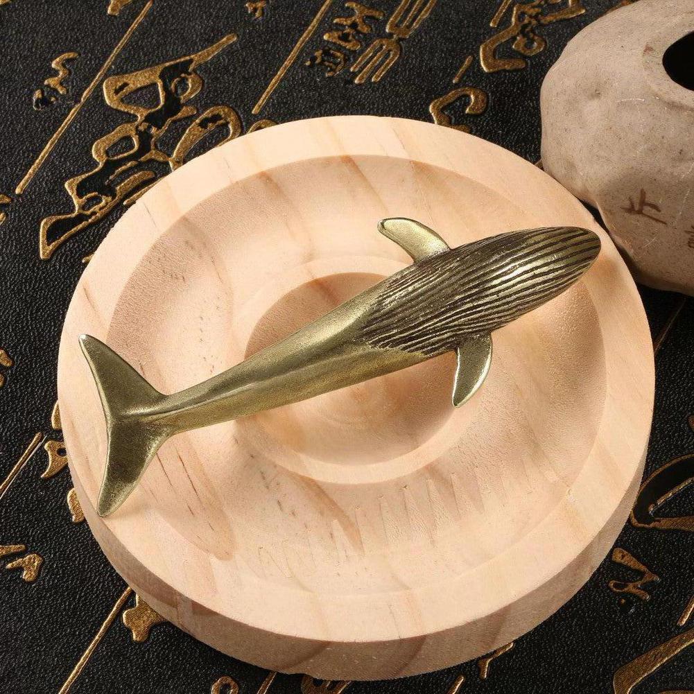 Saint Morris Henderson Vintage Blue Whale Figurines