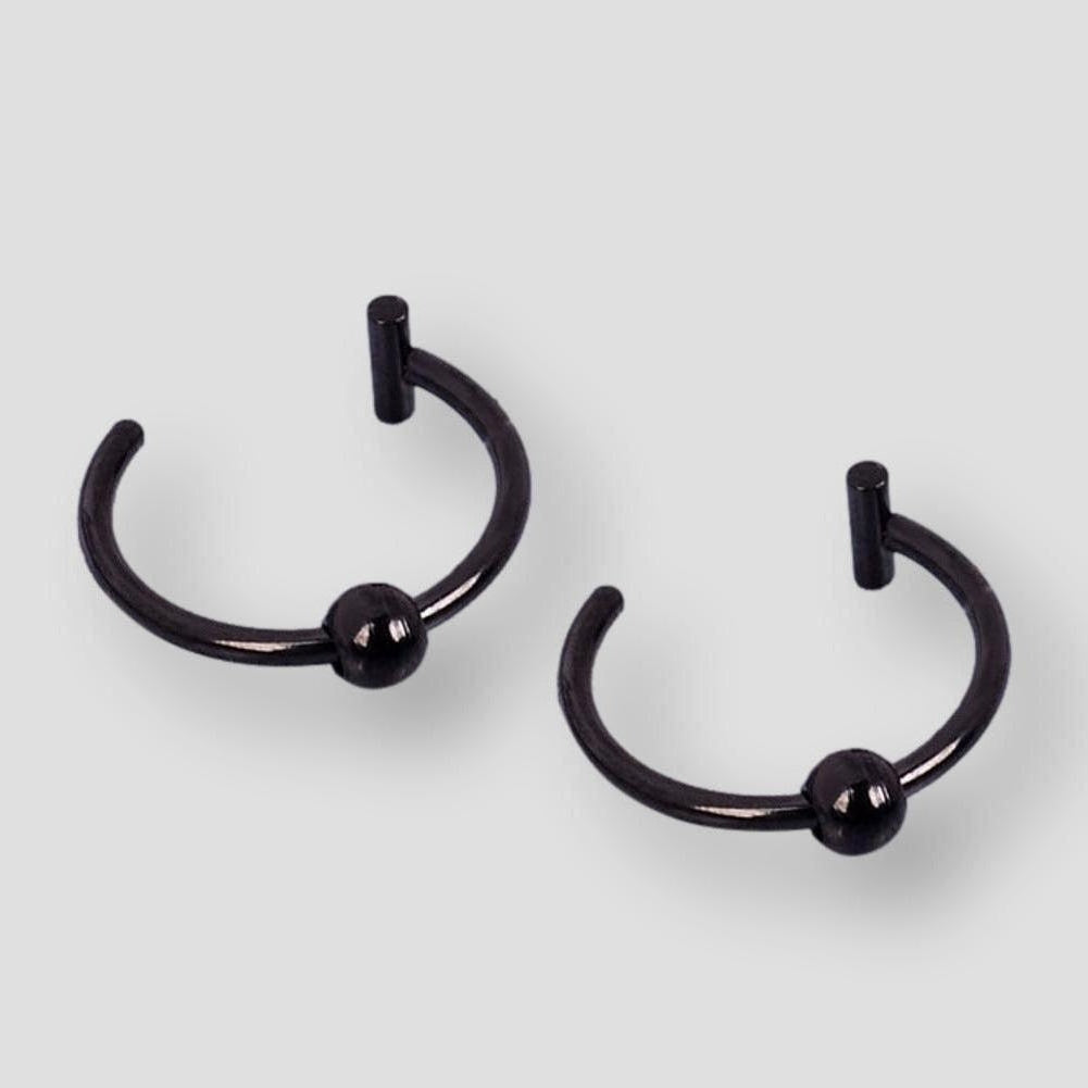 Saint Morris Leander Lip Ring