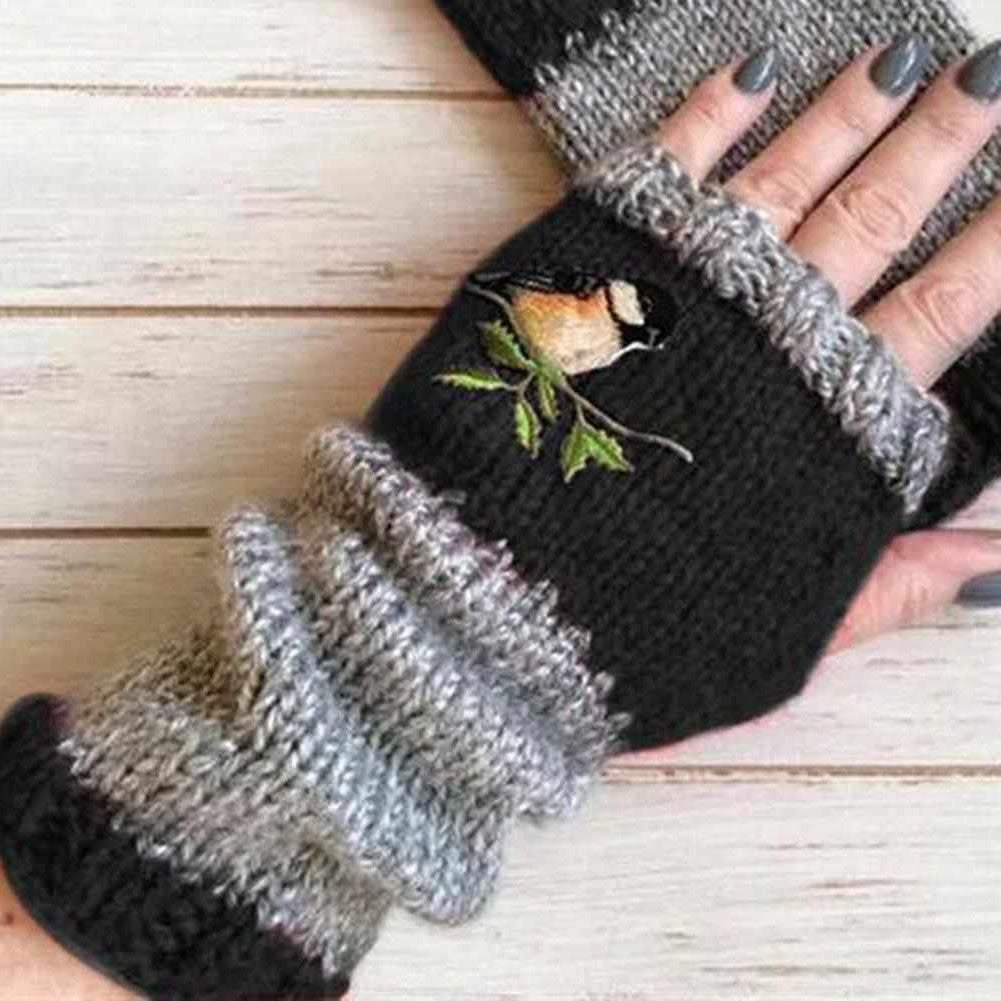 Sky Madrid Embroidery Bird Knitted Gloves