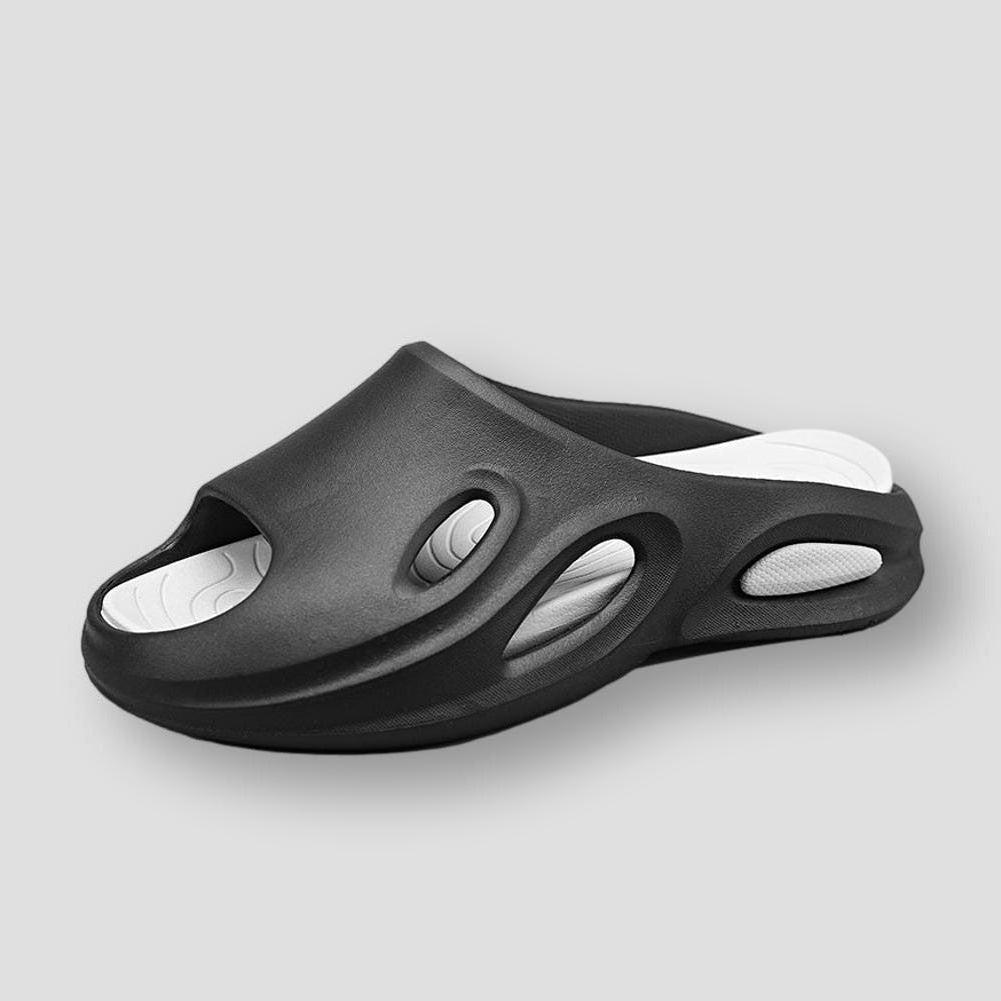 Saint Morris Waldorf Beach Slippers