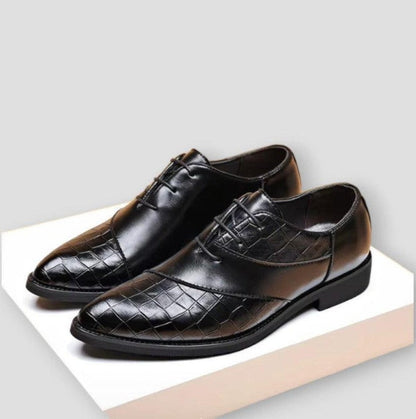 Saint Morris Lander Leather Shoes